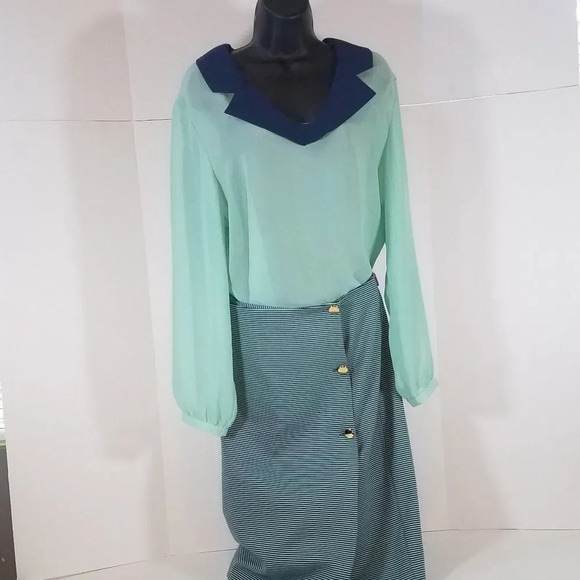 steve sharvey Dresses & Skirts - Blouse and skirt